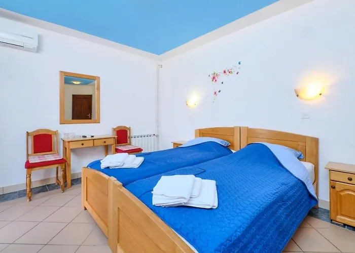 بيت ضيافة With A Parking Space Veli Losinj, Losinj - 21045